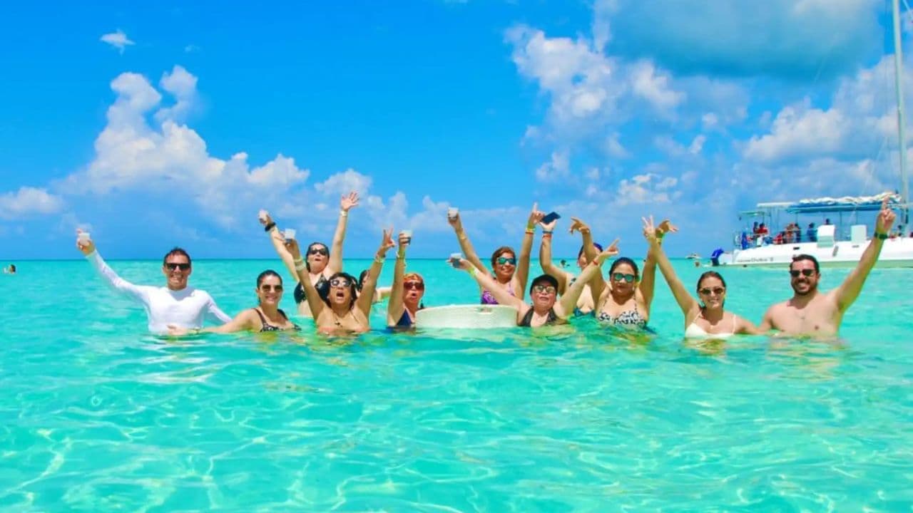 Aventura ExĂłtica a Isla Saona: ParaĂso en la Piscina Natural — Guided tour and outdoor activity