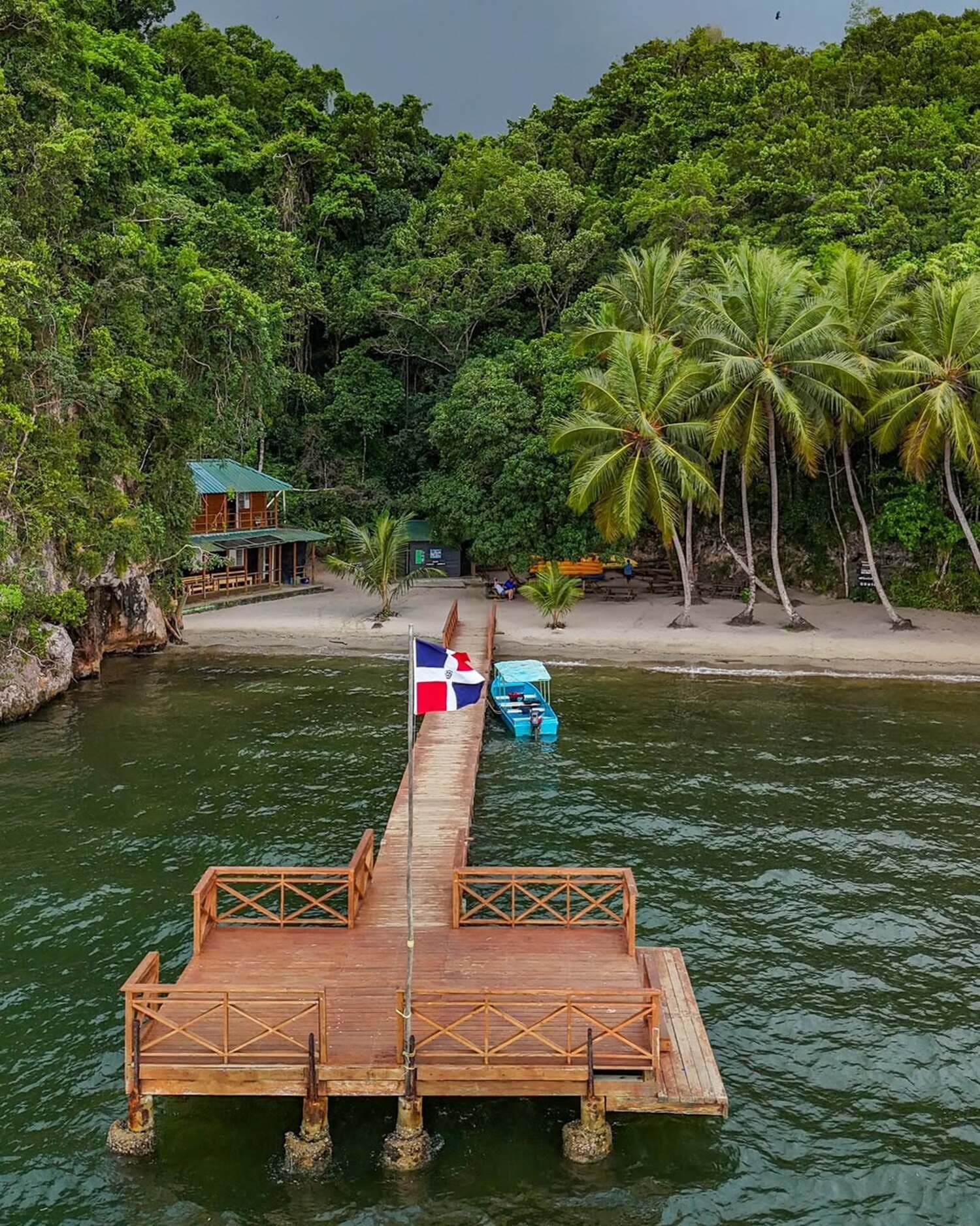 Punta Cana to Los Haitises Tour + Cayo Levantado & Montaña Redonda — Guided tour and outdoor activity